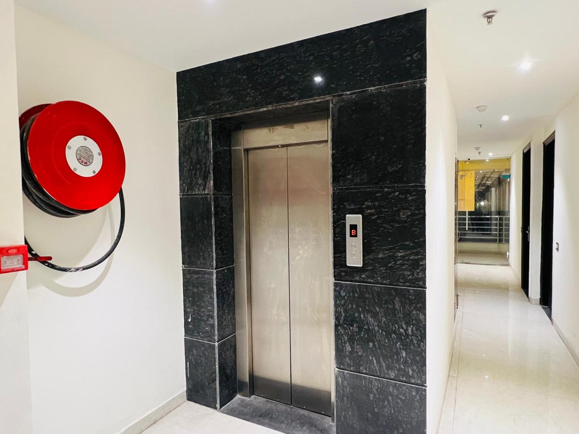 Hotel Northview Park By Lycoris !! Top Rated & Most Awarded Property In Tricity Zirakpur Phòng bức ảnh