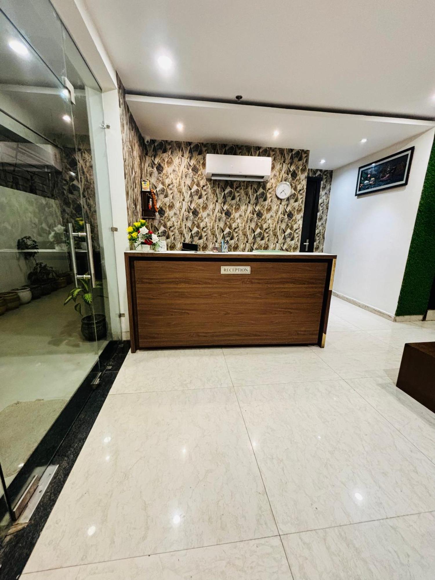 Hotel Northview Park By Lycoris !! Top Rated & Most Awarded Property In Tricity Zirakpur Ngoại thất bức ảnh
