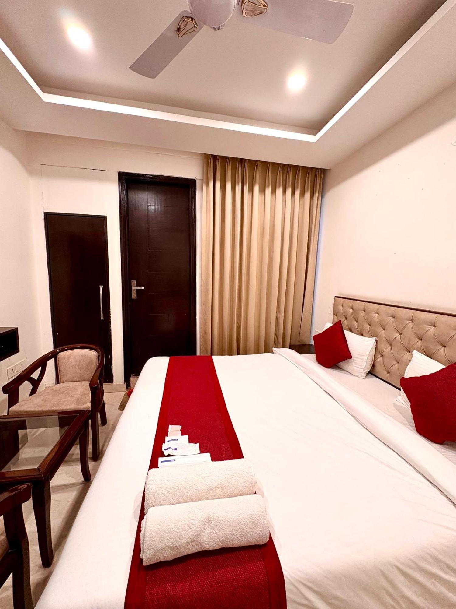 Hotel Northview Park By Lycoris !! Top Rated & Most Awarded Property In Tricity Zirakpur Ngoại thất bức ảnh