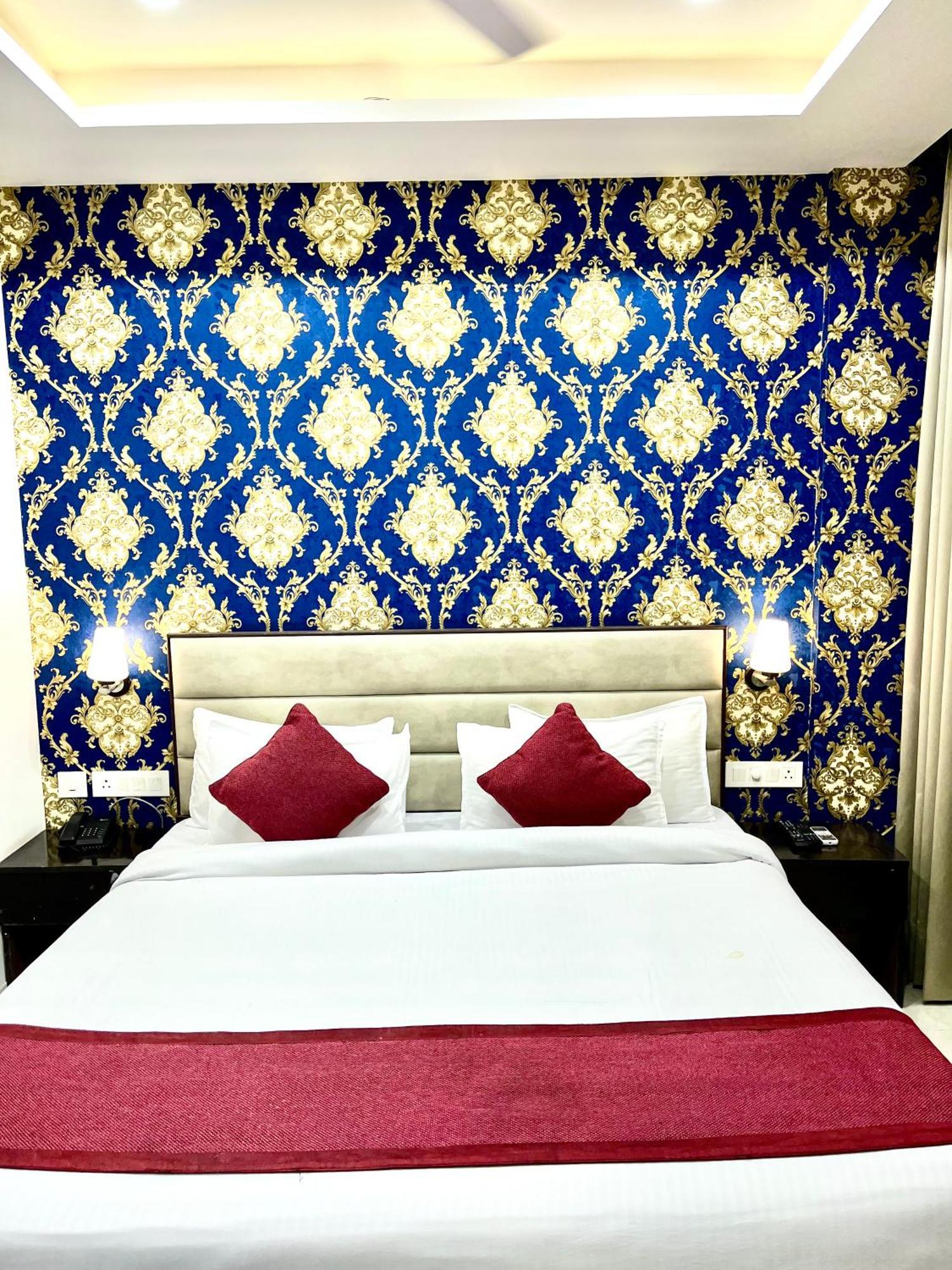 Hotel Northview Park By Lycoris !! Top Rated & Most Awarded Property In Tricity Zirakpur Ngoại thất bức ảnh